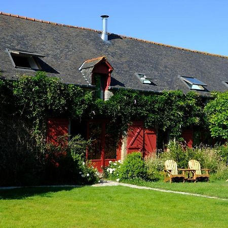 La Maison Jaune A La Janaie Parigné 외부 사진