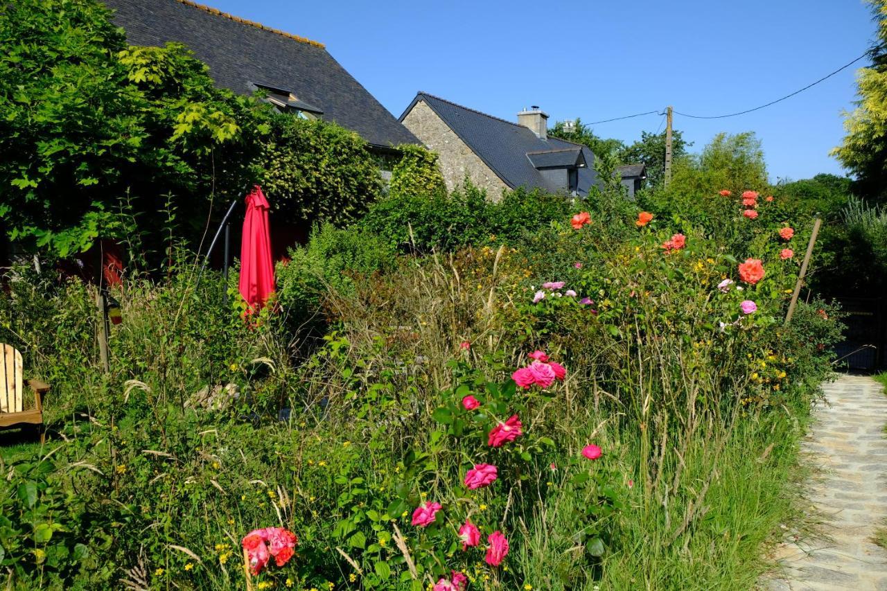 La Maison Jaune A La Janaie Parigné 외부 사진